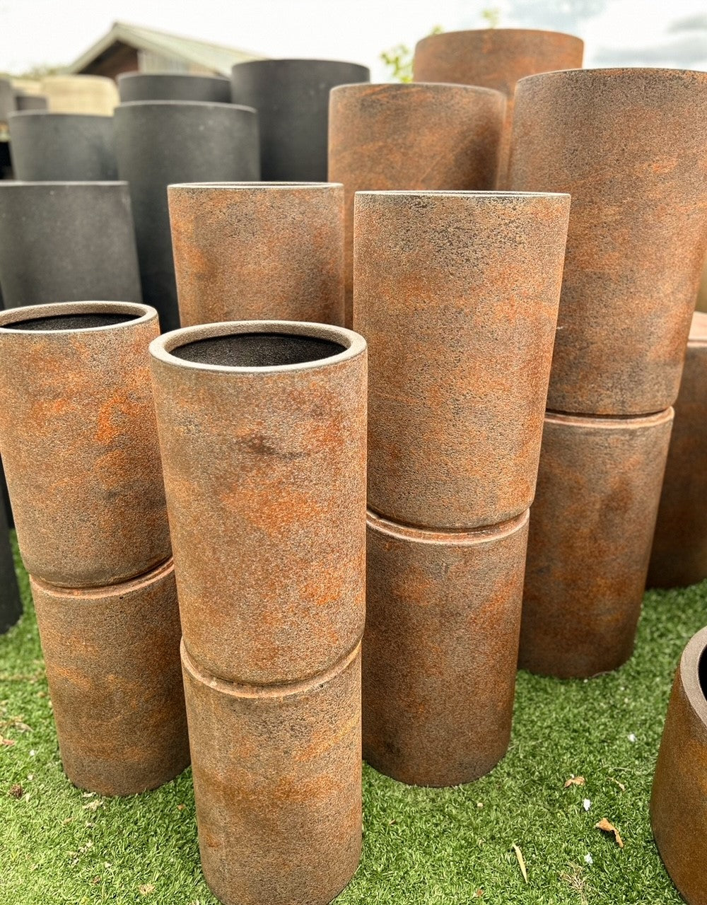 MARNUS TALL CYLINDER POT [SZ:SMALL CL:RUST]